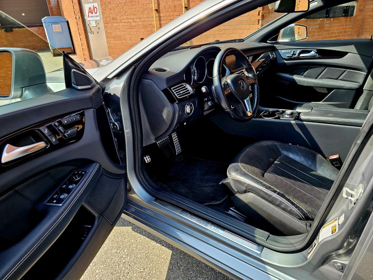 2014 Mercedes-Benz CLS-Class CLS 550 4MATIC Coupe Photo