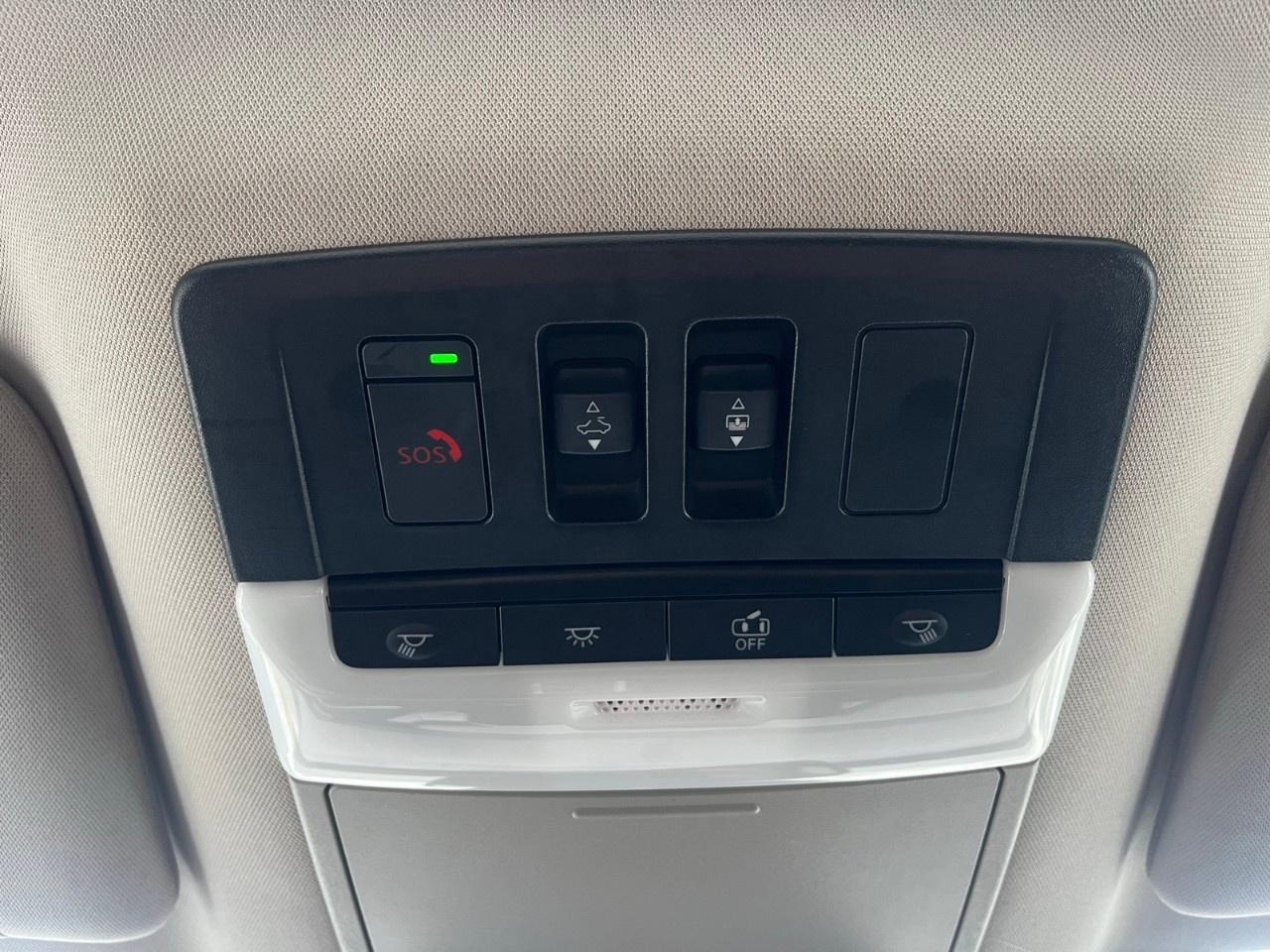 2024 Nissan Pathfinder SV 4WD Photo