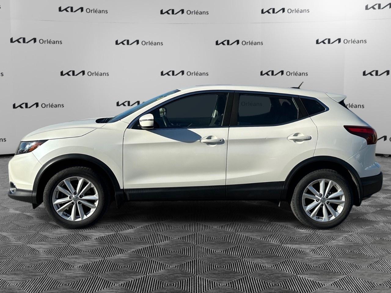 2018 Nissan Qashqai AWD SV CVT Photo4