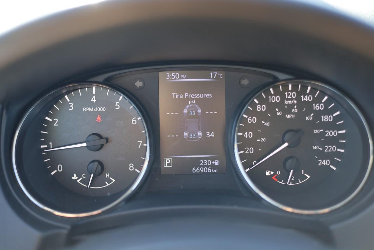 2018 Nissan Qashqai AWD SV CVT Photo