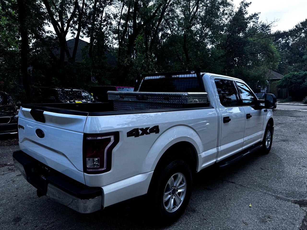 2017 Ford F-150 XLT - Photo #8