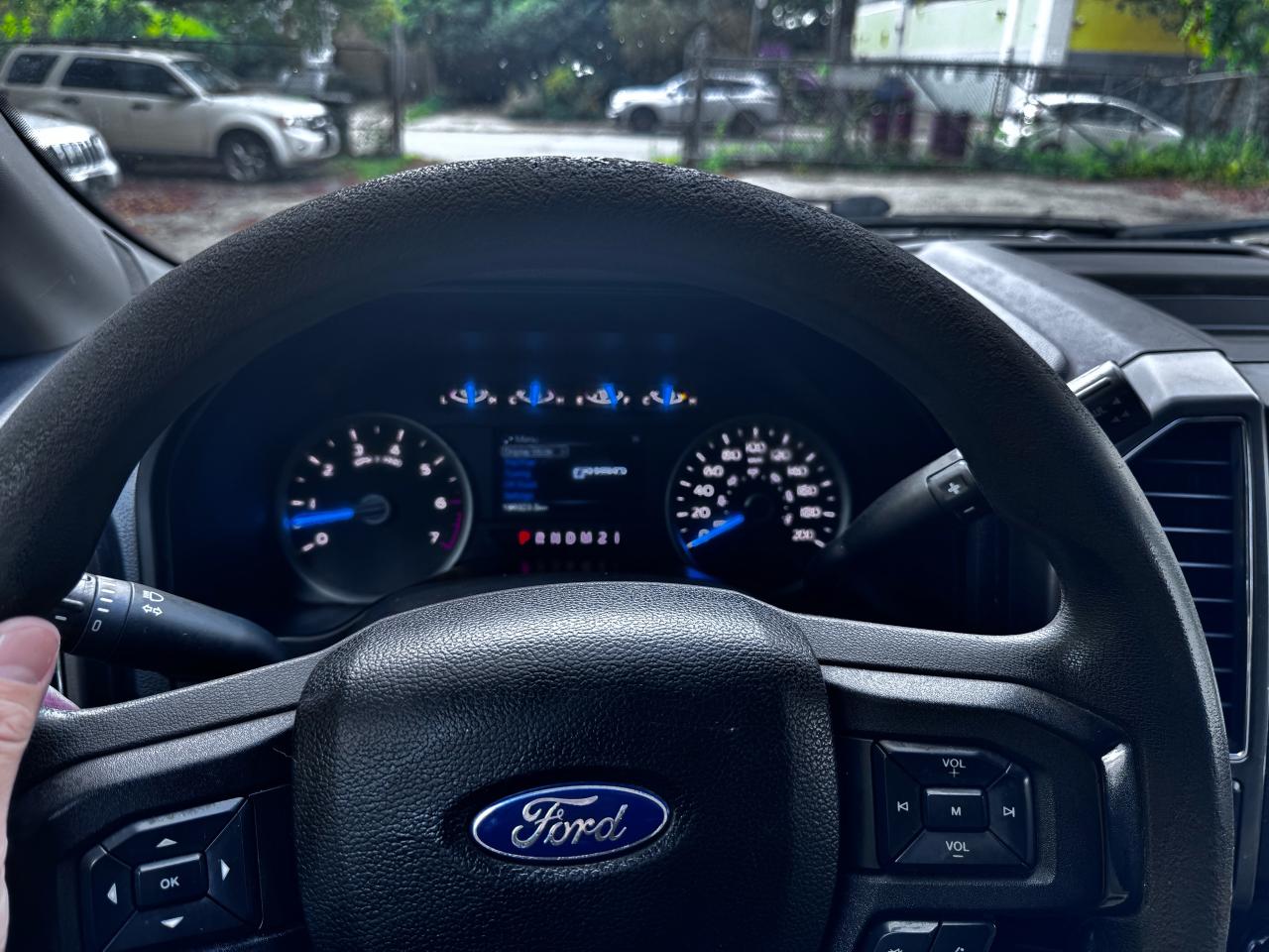 2017 Ford F-150 XLT - Photo #10