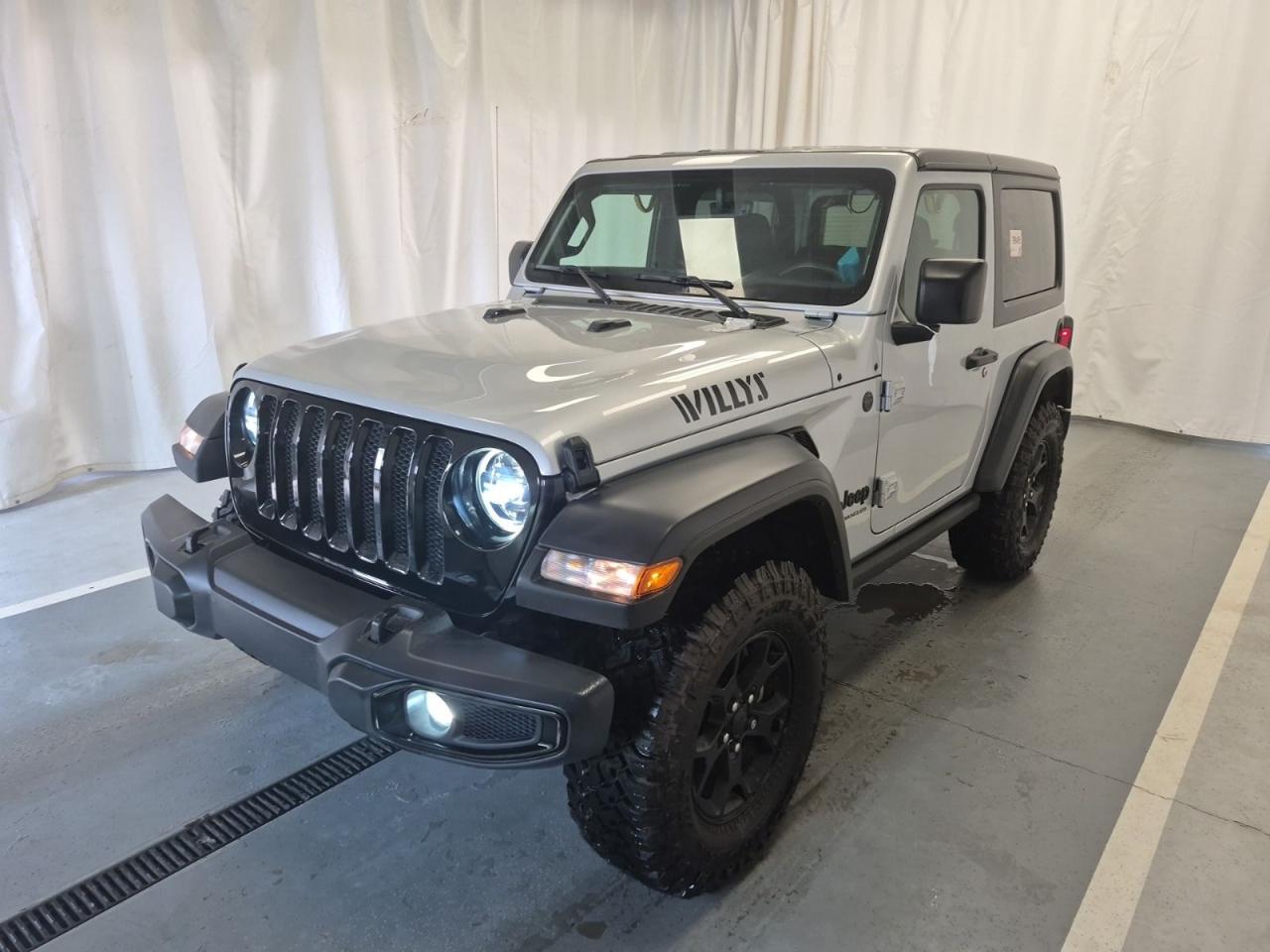 Used 2023 Jeep Wrangler Willys 2 Door 4x4 for sale in Bradford, ON