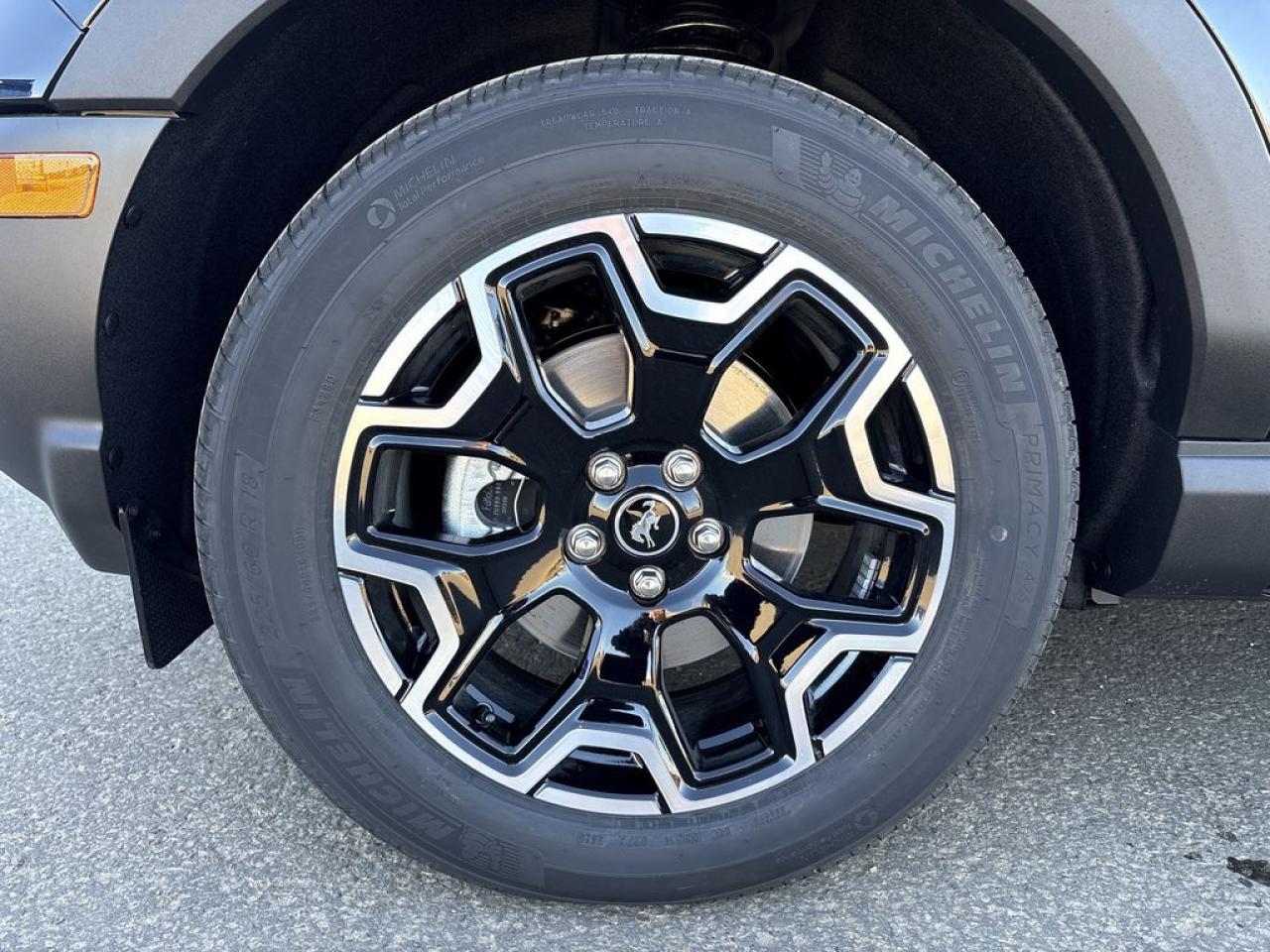 2025 Ford Bronco Sport Outer Banks 300A Photo2