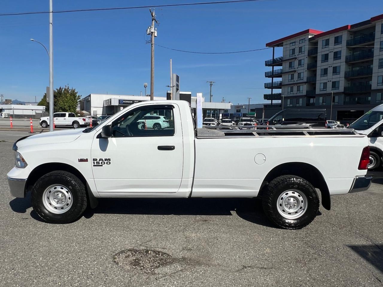 2023 RAM 1500 Classic 4x4 Reg Cab 8' Box Photo21