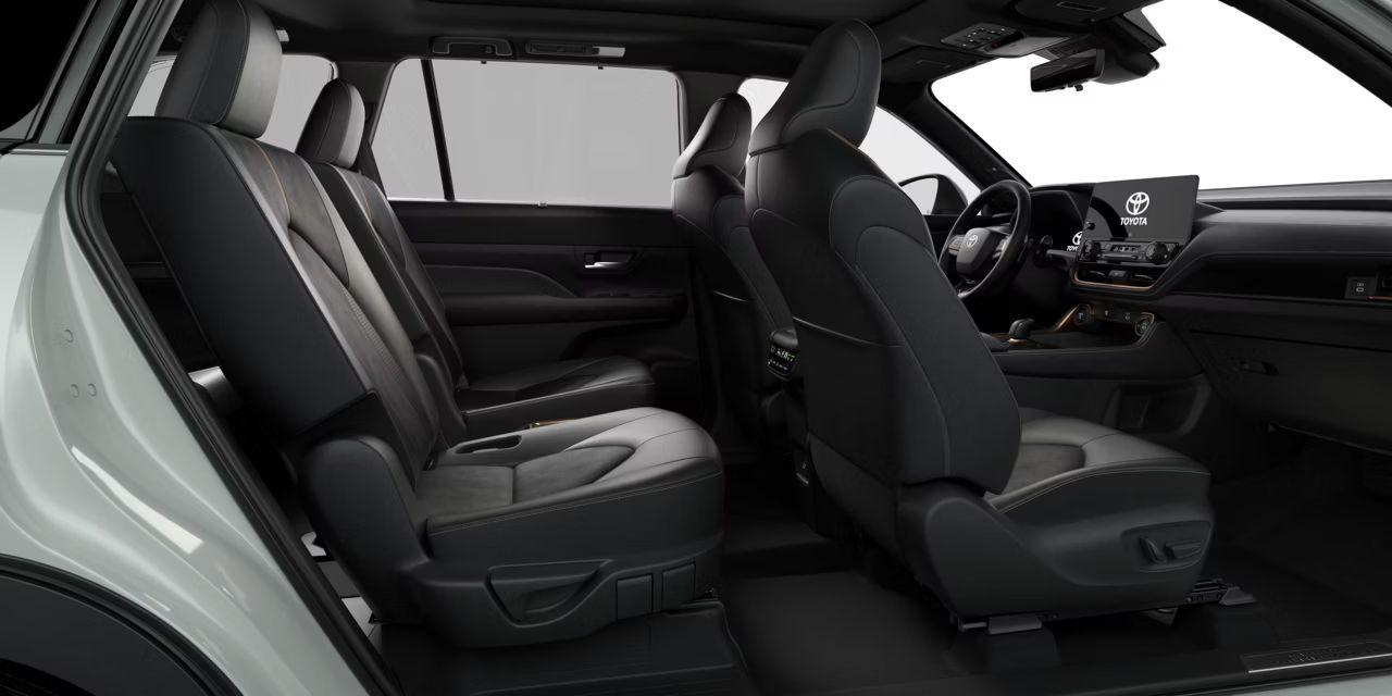 2026 Toyota Grand Highlander PLATINUM HYBRID MAX Photo