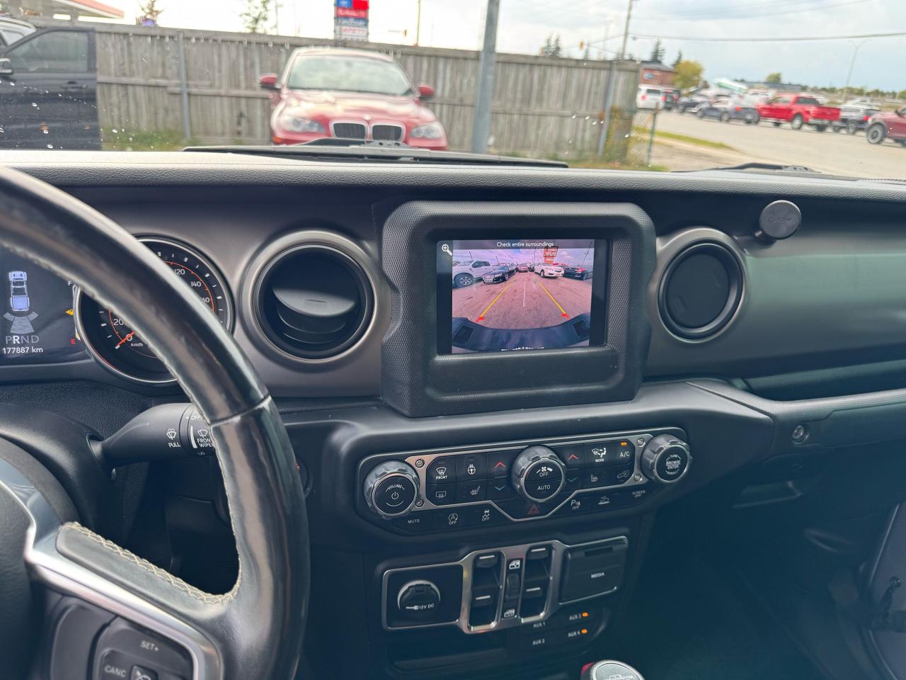 2020 Jeep Gladiator SPORT, NO ACCIDENT, 2 SETS WHEELS, CERTIFIED - Photo #14