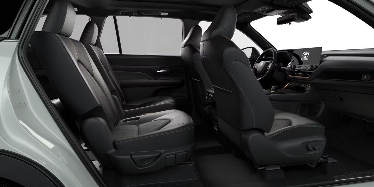 2026 Toyota Grand Highlander Hybrid Platinum MAX Photo