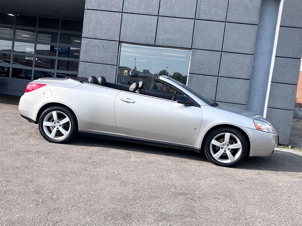 Used 2007 Pontiac G6 3.5L|V6|GT|CABRIO|POWER HARD TOP|LEATHER|ALLOYS for sale in Toronto, ON