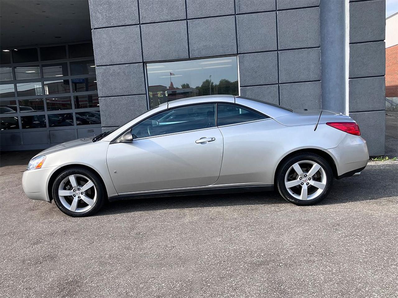 2007 Pontiac G6 3.5L|V6|GT|CABRIO|POWER HARD TOP|LEATHER|ALLOYS - Photo #7