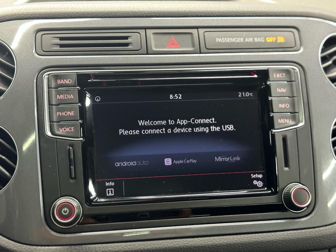 2017 Volkswagen Tiguan R-LINE|HIGHLINE|NAV|BACKUP|CARPLAY|PANO|FENDER| - Photo #17