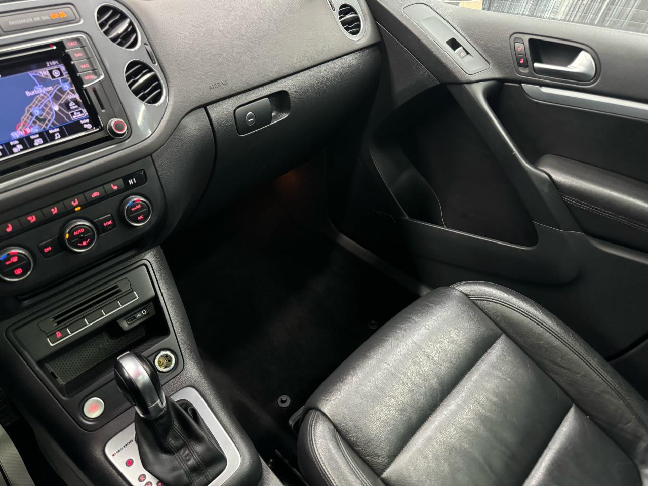 2017 Volkswagen Tiguan R-LINE|HIGHLINE|NAV|BACKUP|CARPLAY|PANO|FENDER| - Photo #22