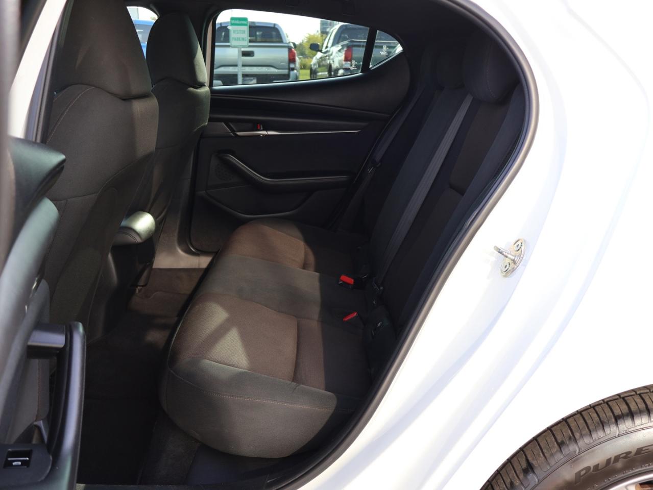 2019 Mazda MAZDA3 GX-SPORT 6M CERTIFIED CAMERA BLUETOOTH HEATED SEATS CRUISE ALLOYS - Photo #16
