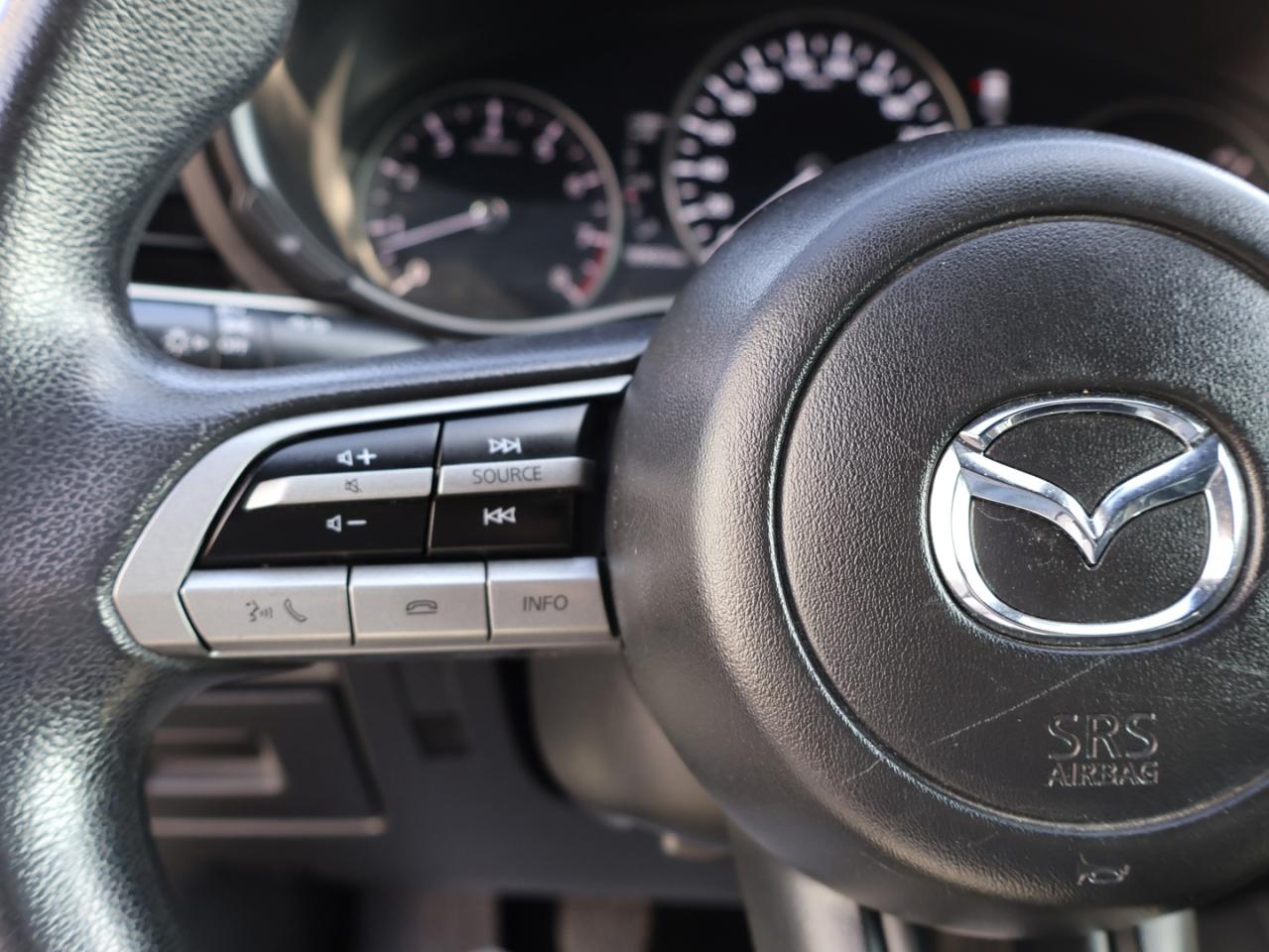 2019 Mazda MAZDA3 GX-SPORT 6M CERTIFIED CAMERA BLUETOOTH HEATED SEATS CRUISE ALLOYS - Photo #28