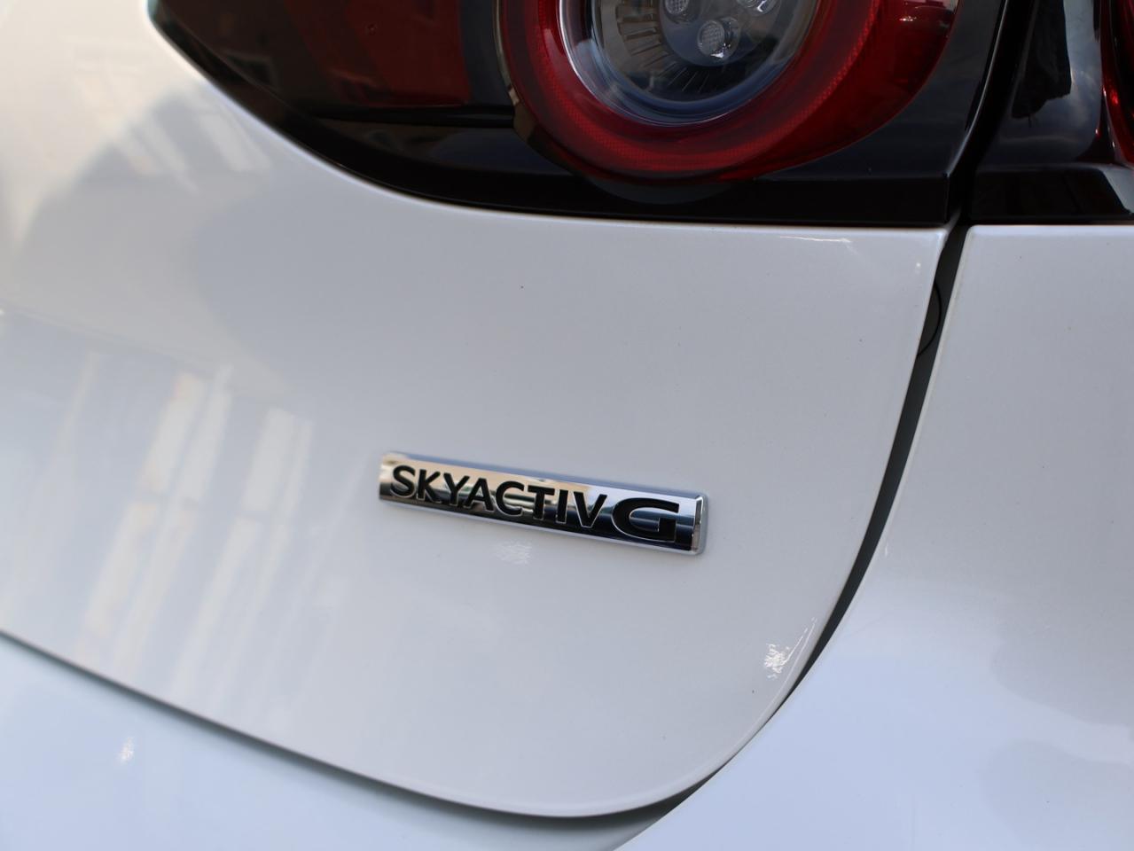 2019 Mazda MAZDA3 GX-SPORT 6M CERTIFIED CAMERA BLUETOOTH HEATED SEATS CRUISE ALLOYS - Photo #32