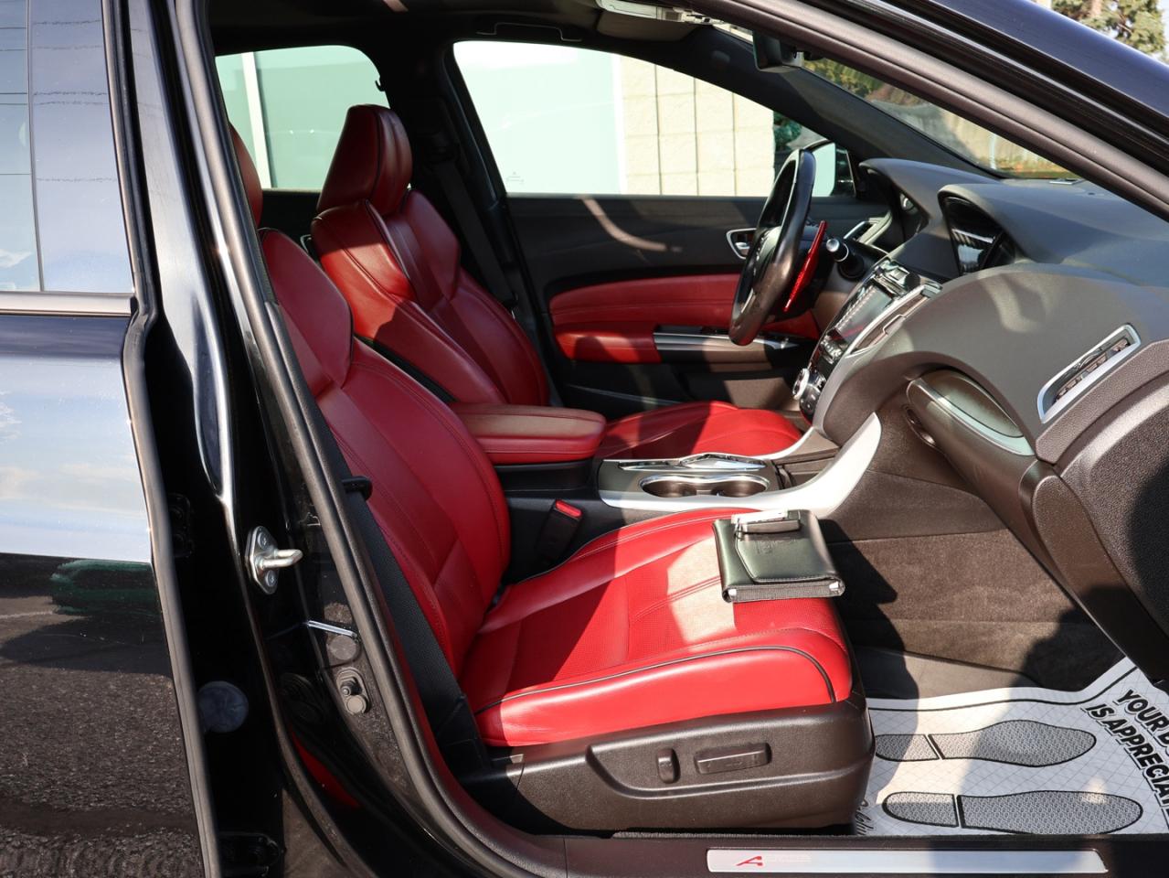 2018 Acura TLX V6 TECH SH-AWD A-Spec CERTIFIED CAMERA NAV BLUETOOTH LEATHER HEATED SEATS SUNROOF CRUISE ALLOYS - Photo #18