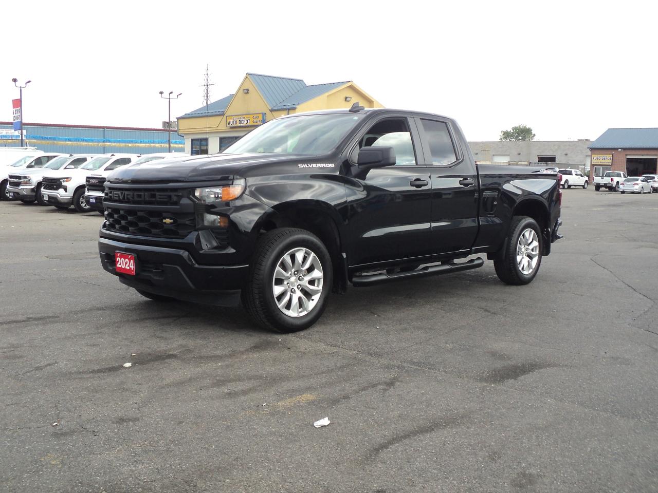 Used 2024 Chevrolet Silverado 1500 Custom DoubleCab 4WD 2.7L4cylGas 6'7