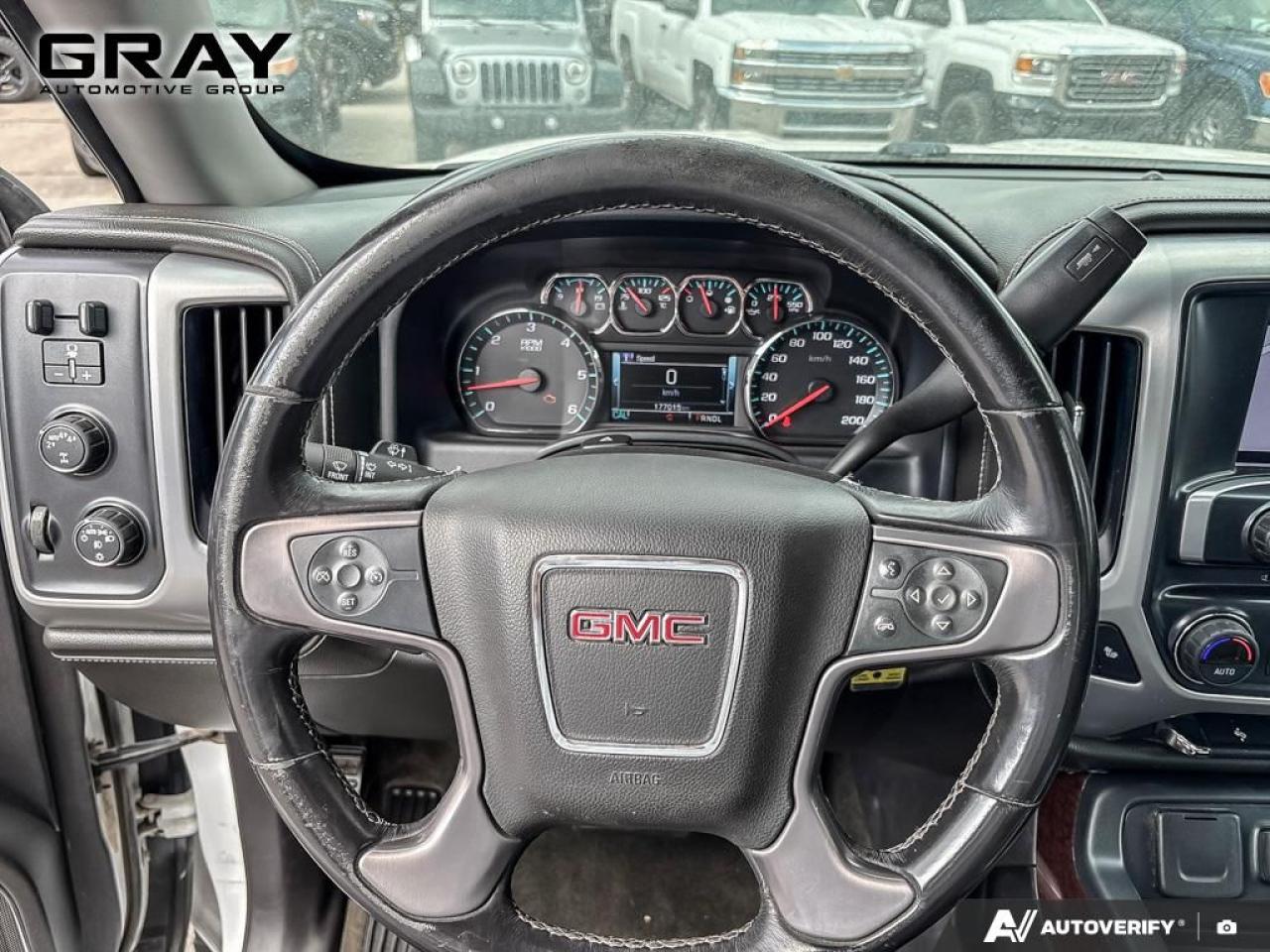 2017 GMC Sierra 1500 SLT, 6.2L V8, 6.6' Box - Photo #10