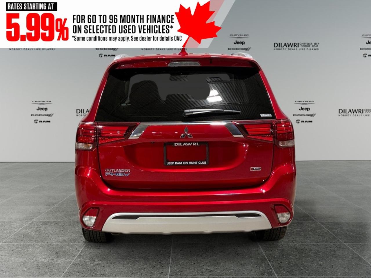 2020 Mitsubishi Outlander Plug-In Hybrid SEL S-AWC Photo3