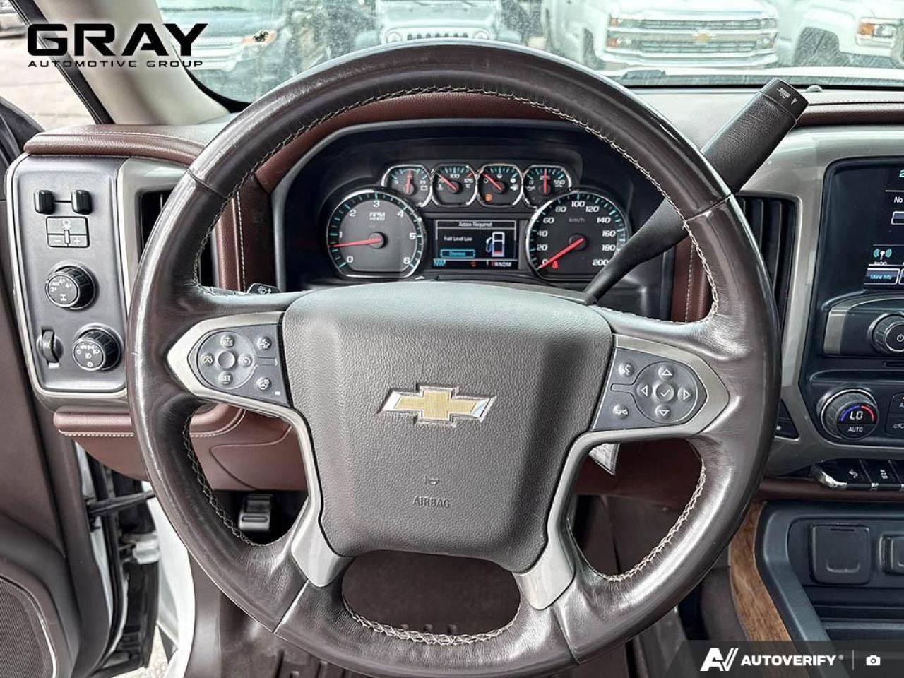 2016 Chevrolet Silverado 1500 High Country, Crew, 4x4 - Photo #10