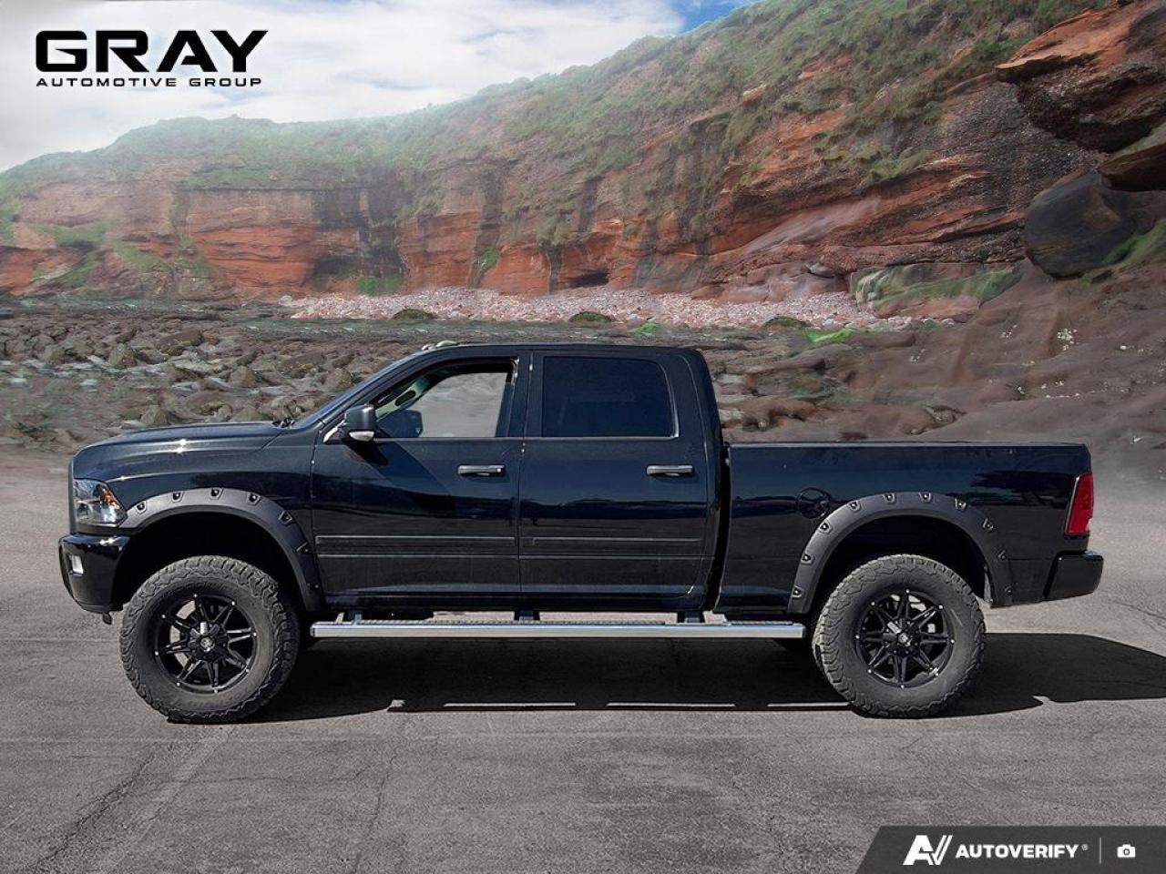 2015 RAM 2500 SLT 6.4L V8/CERTIFIED - Photo #2