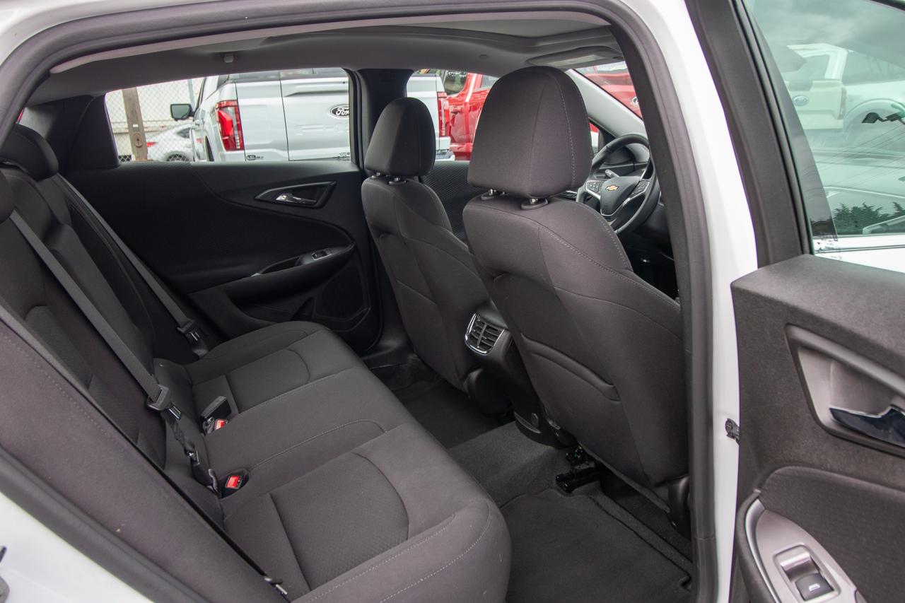2023 Chevrolet Malibu 1LT Photo5