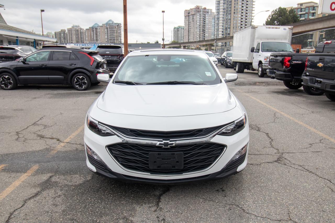 2023 Chevrolet Malibu 1LT Photo3