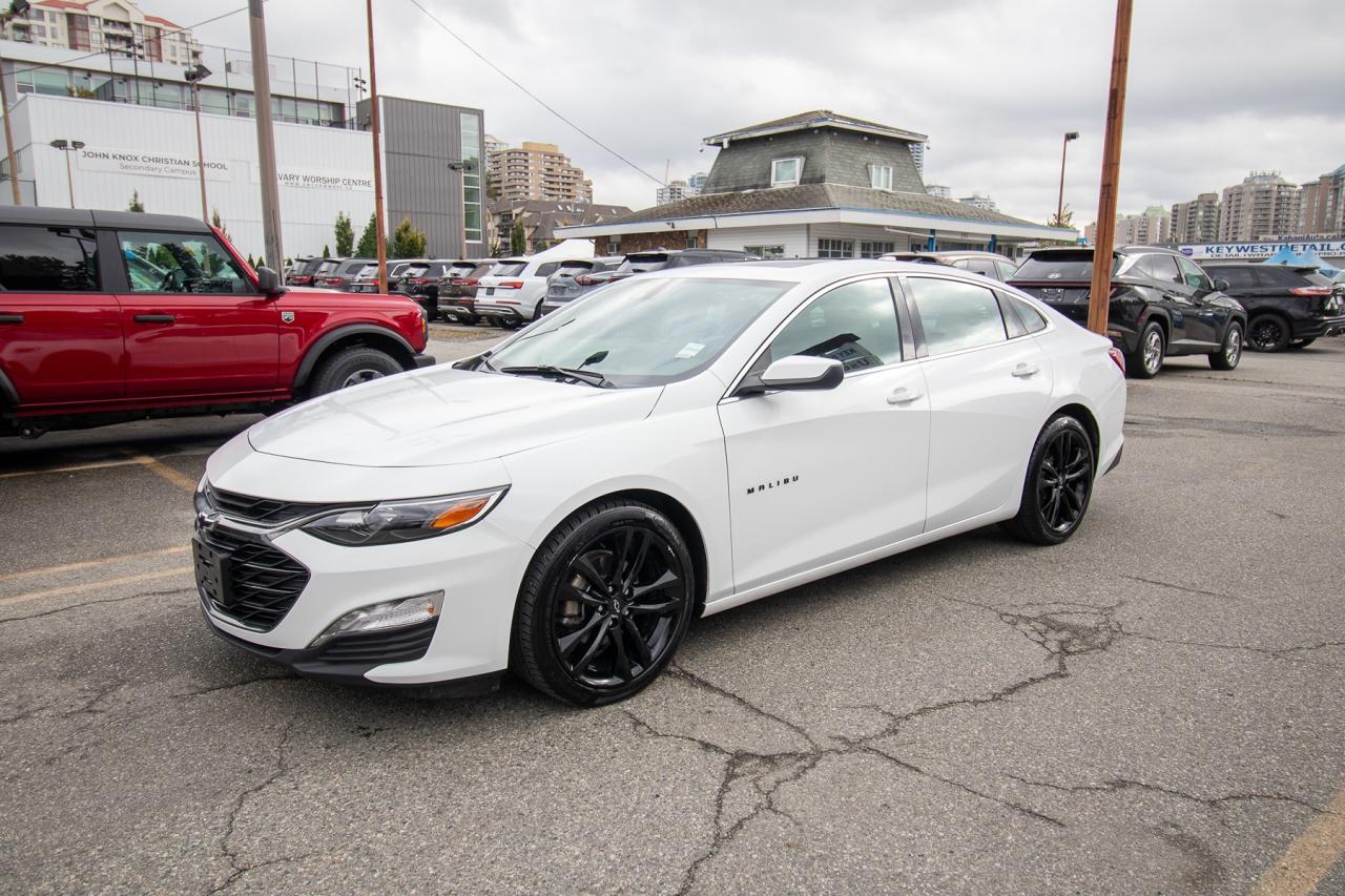 2023 Chevrolet Malibu 1LT Photo2