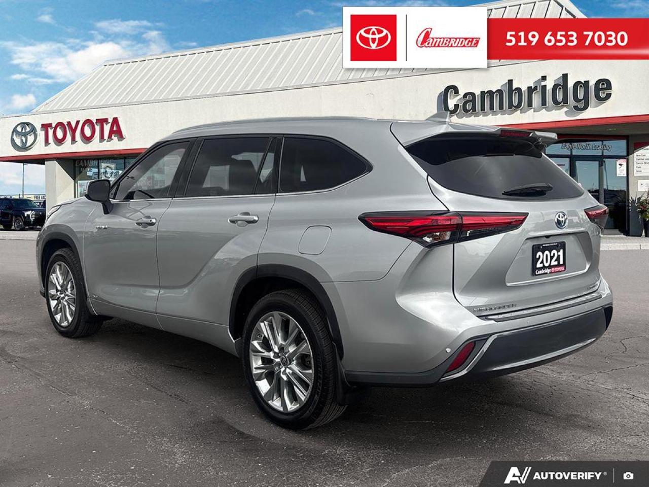 2021 Toyota Highlander Hybrid Limited Photo3