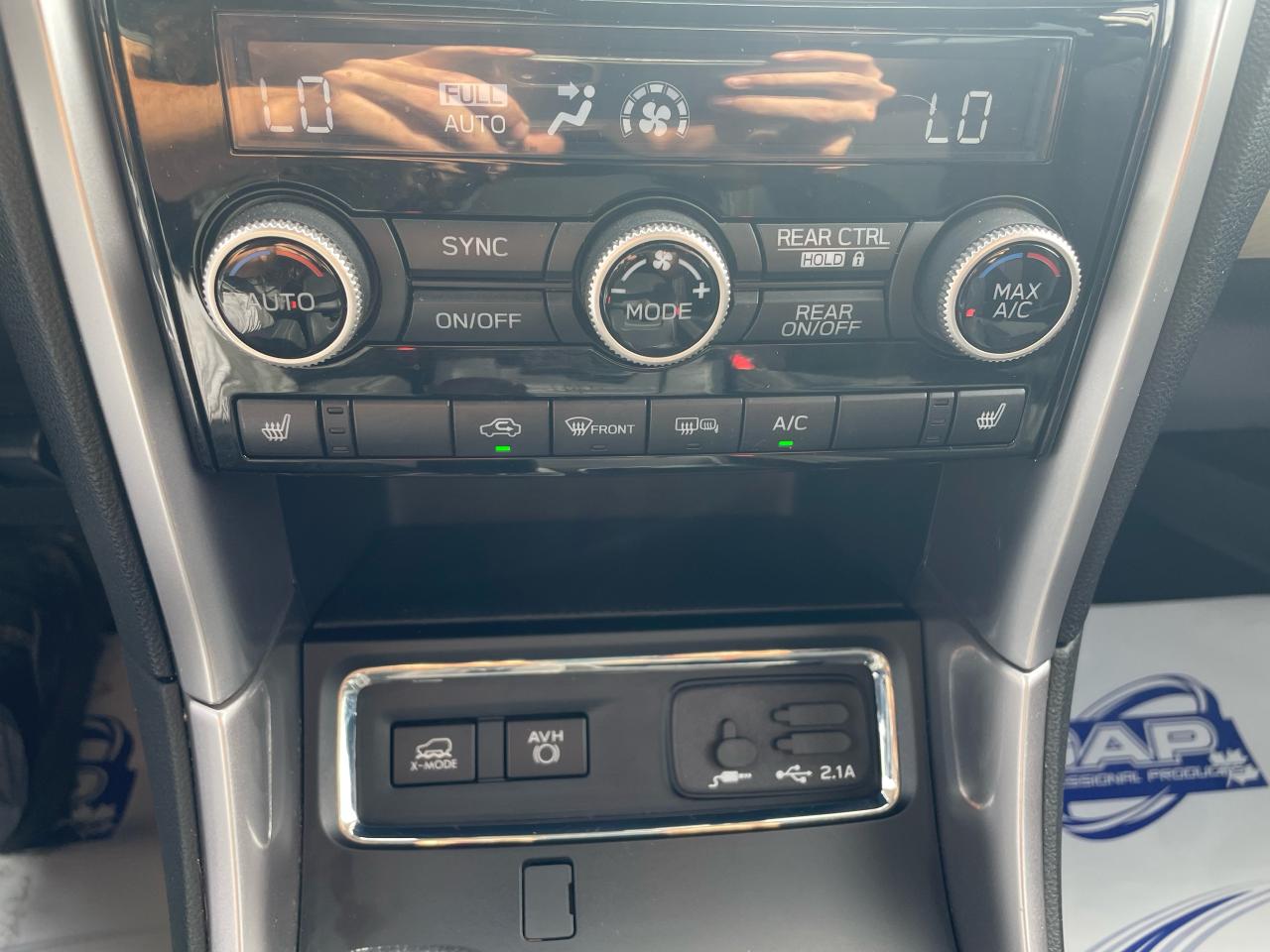 2020 Subaru ASCENT Touring Photo5