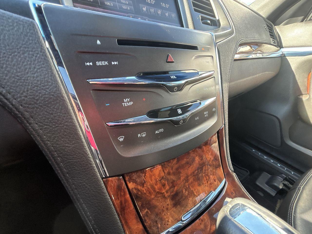 2013 Lincoln MKS ECOBOOST 4dr Sdn 3.5L AWD Photo5