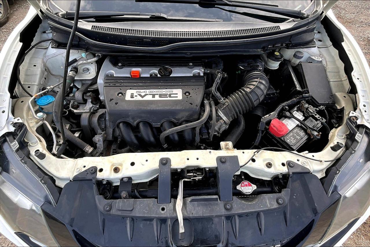 2014 Honda Civic COUPE Si | 6Spd Manual | AS IS | FWD Photo