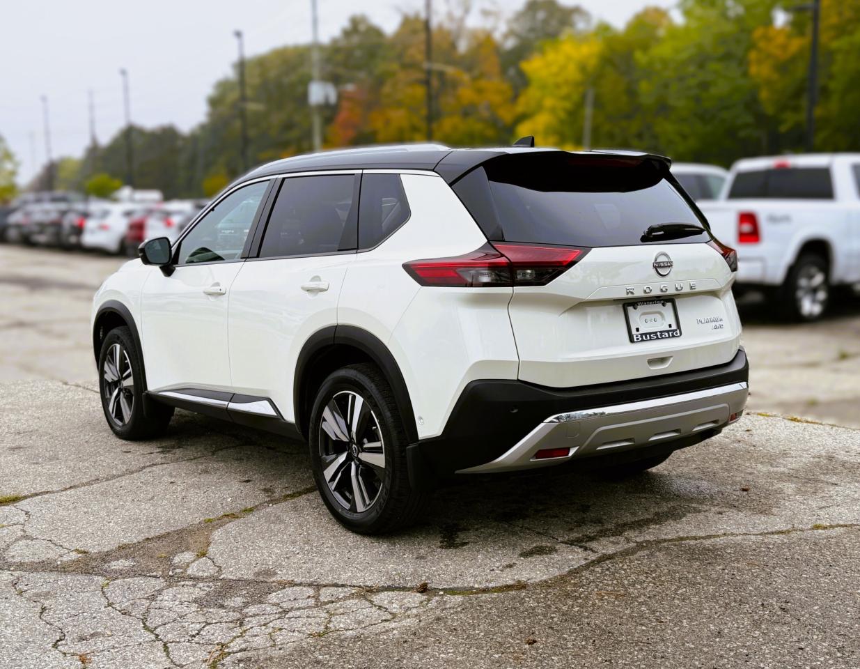 2023 Nissan Rogue AWD Platinum | NAVIGATION | BOSE PREMIUM AUDIO | Photo