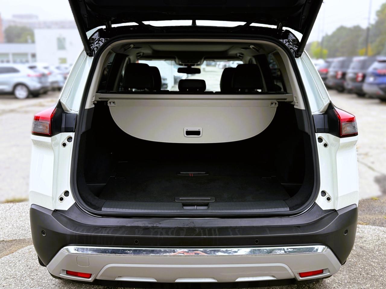 2023 Nissan Rogue AWD Platinum | NAVIGATION | BOSE PREMIUM AUDIO | Photo