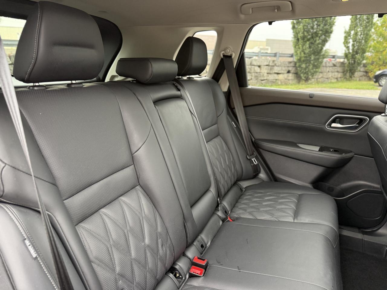 2023 Nissan Rogue AWD Platinum | NAVIGATION | BOSE PREMIUM AUDIO | Photo