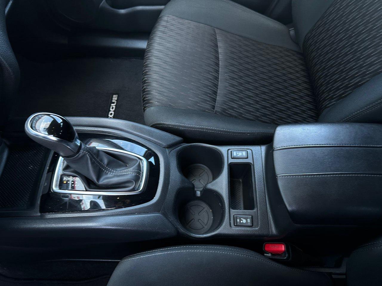 2019 Nissan Rogue  Photo