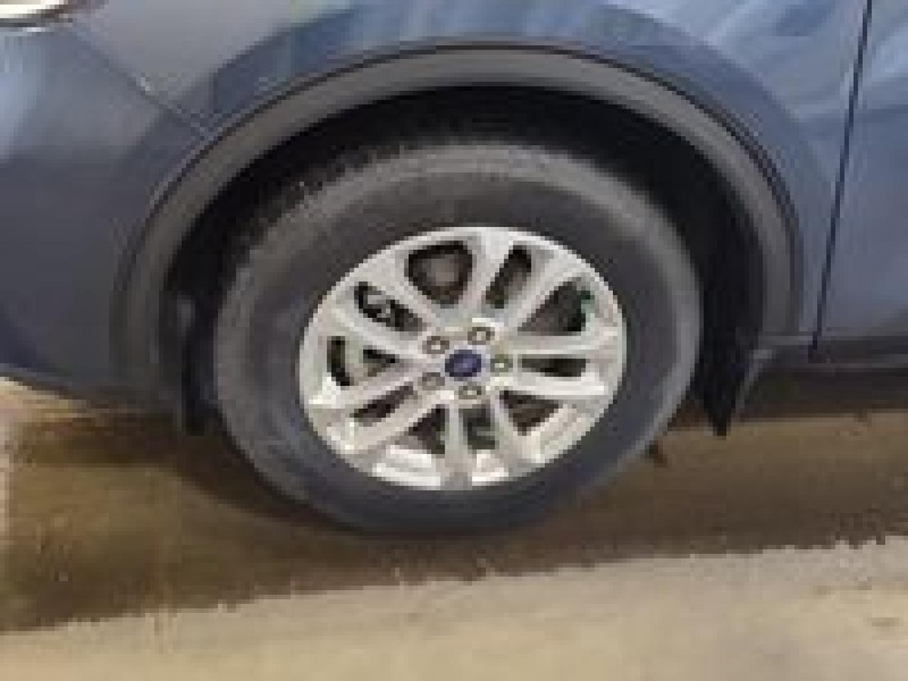 2020 Ford Escape SE Photo5