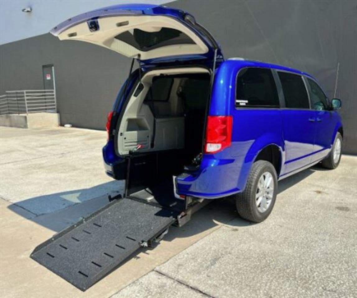 Used 2013 Dodge Grand Caravan Wheelchair van for sale in Winnipeg, MB