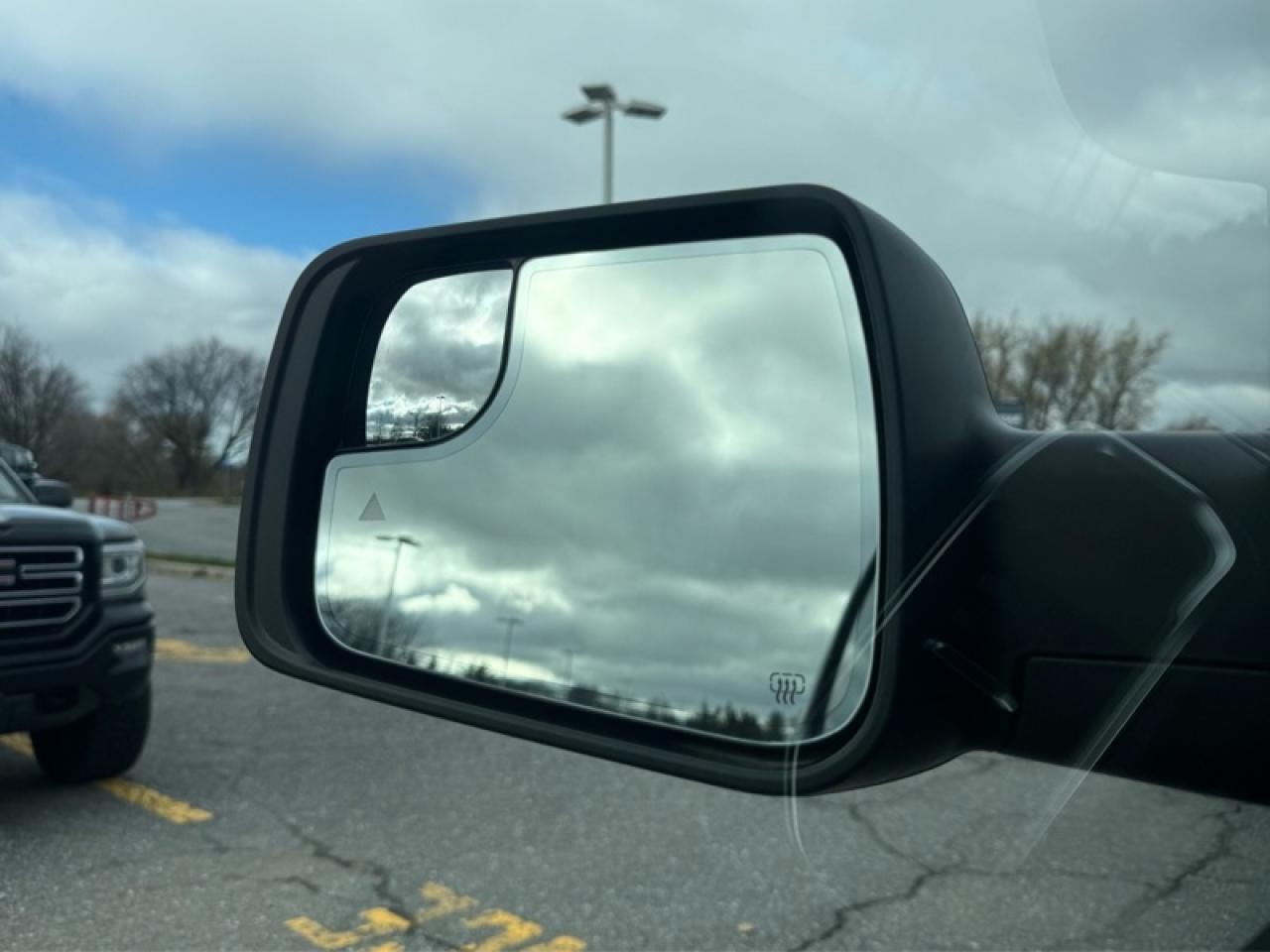 2025 RAM 1500 Big Horn Photo