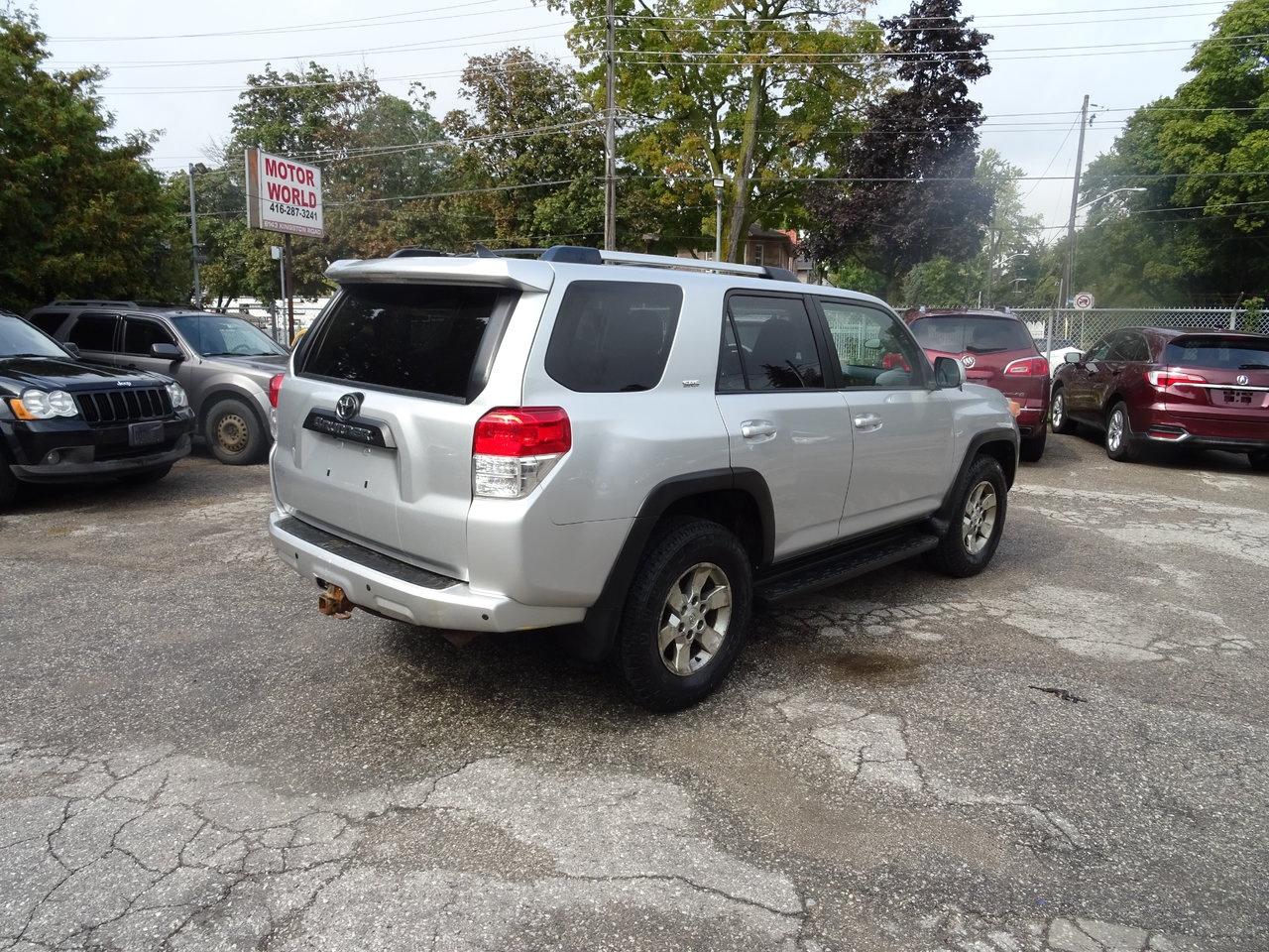 2011 Toyota 4Runner SR5 - Photo #6