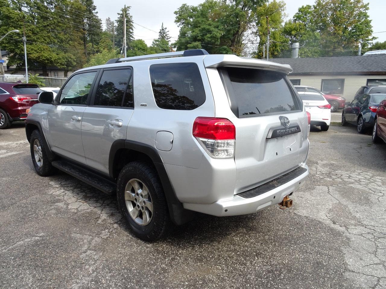 2011 Toyota 4Runner SR5 - Photo #8