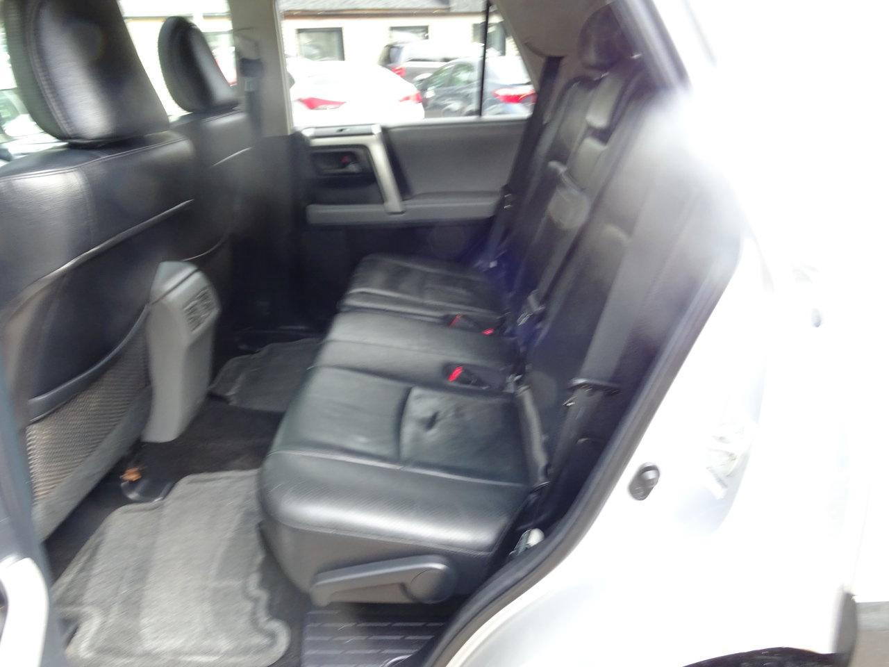 2011 Toyota 4Runner SR5 - Photo #11