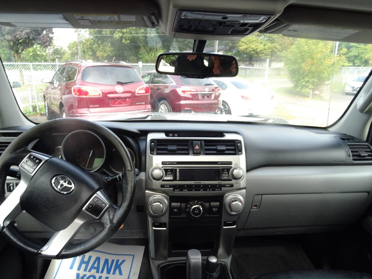2011 Toyota 4Runner SR5 - Photo #13