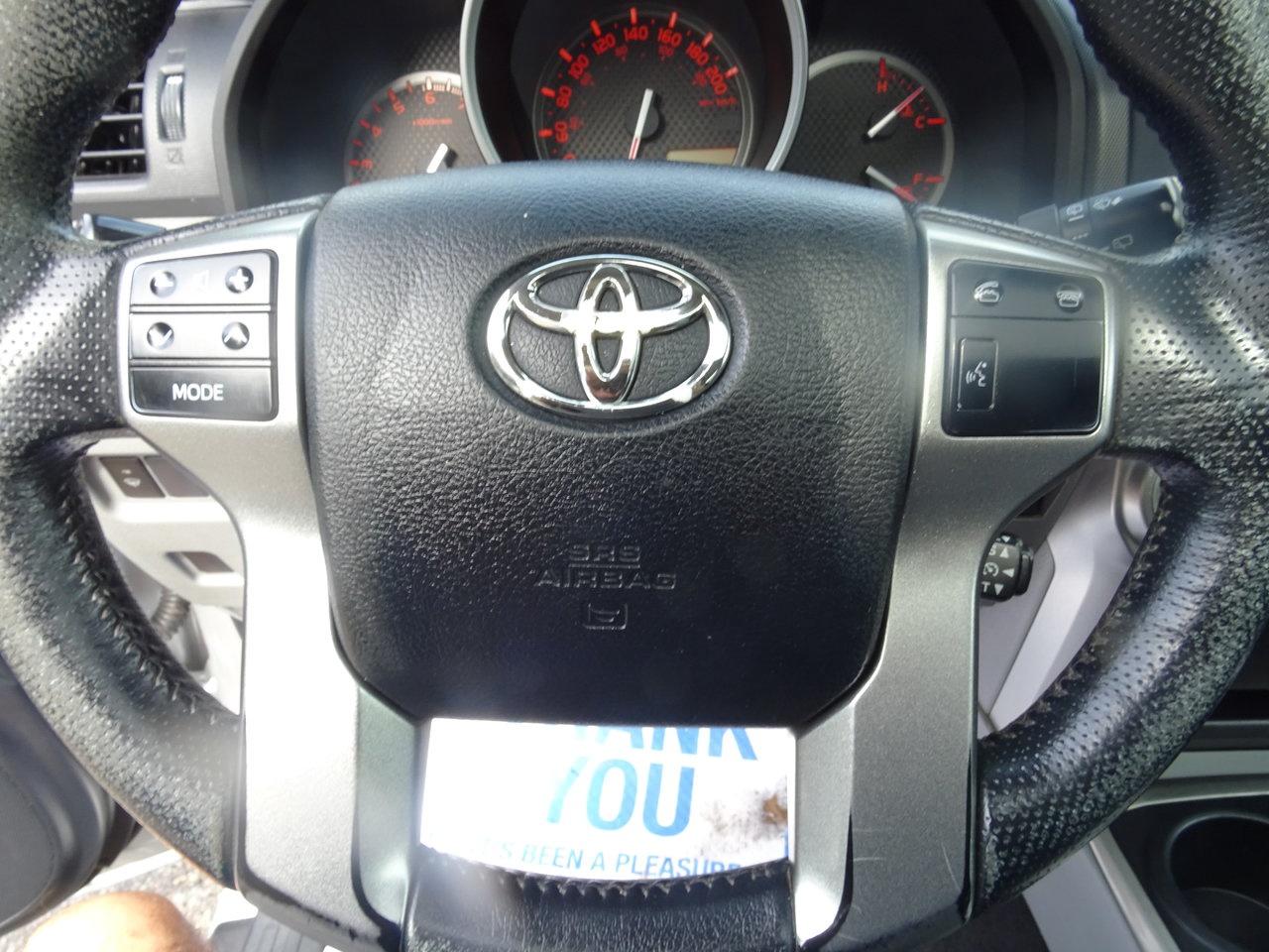 2011 Toyota 4Runner SR5 - Photo #16