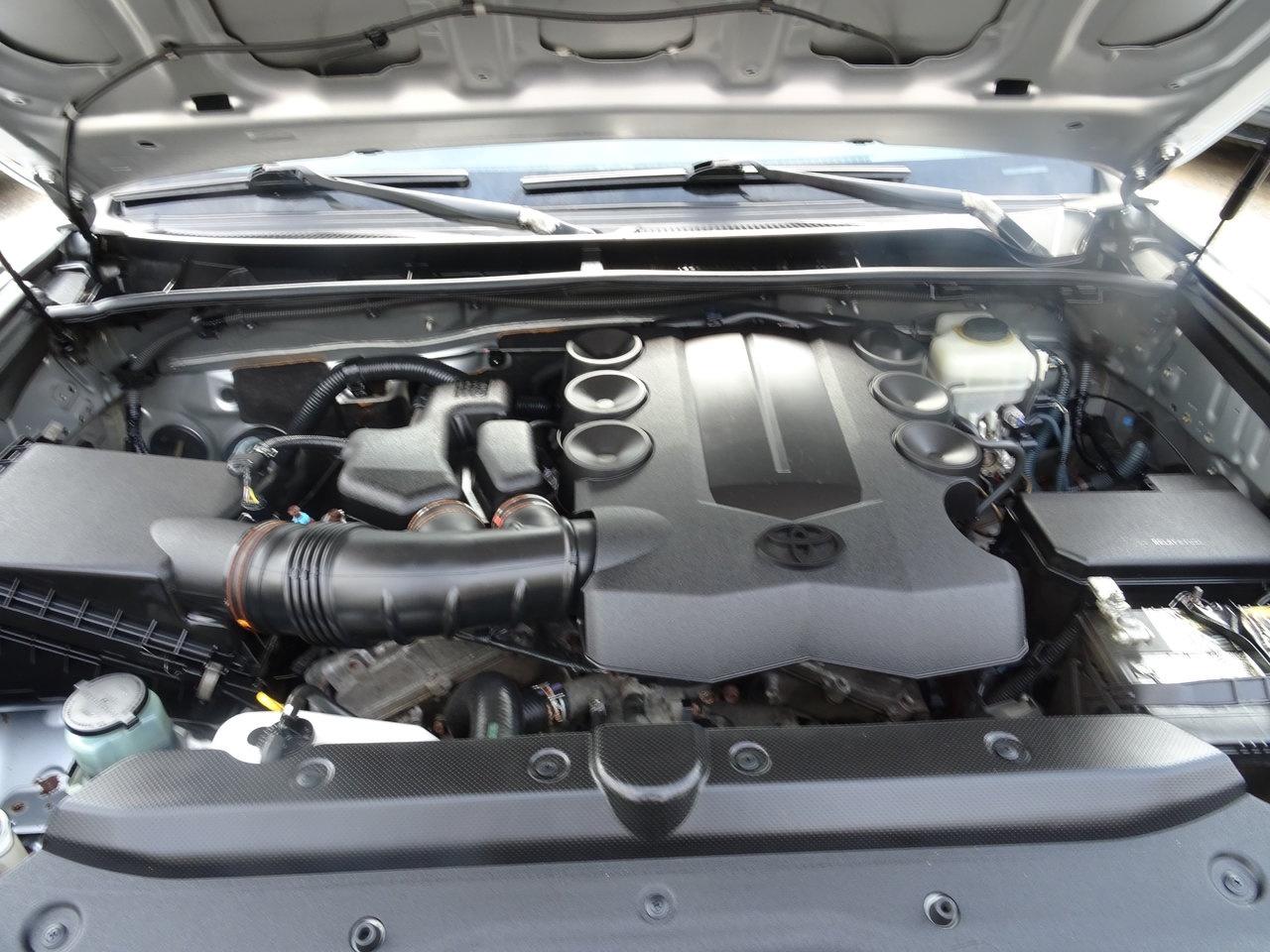 2011 Toyota 4Runner SR5 - Photo #19