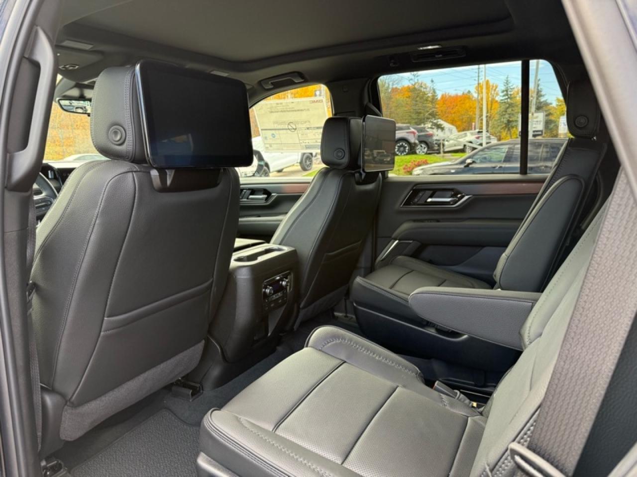 2026 GMC Yukon Denali Photo