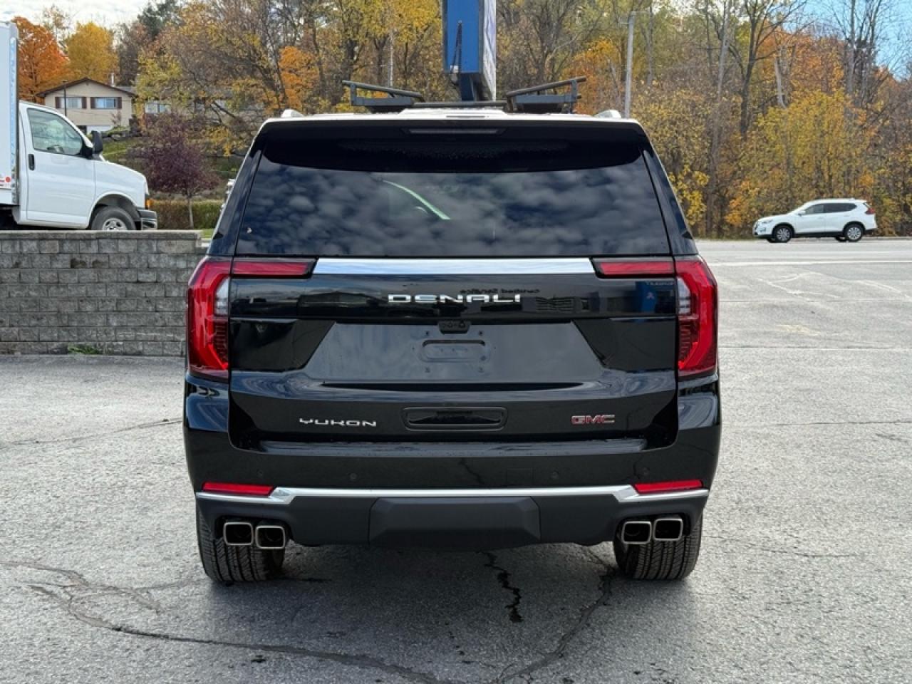 2026 GMC Yukon Denali Photo3