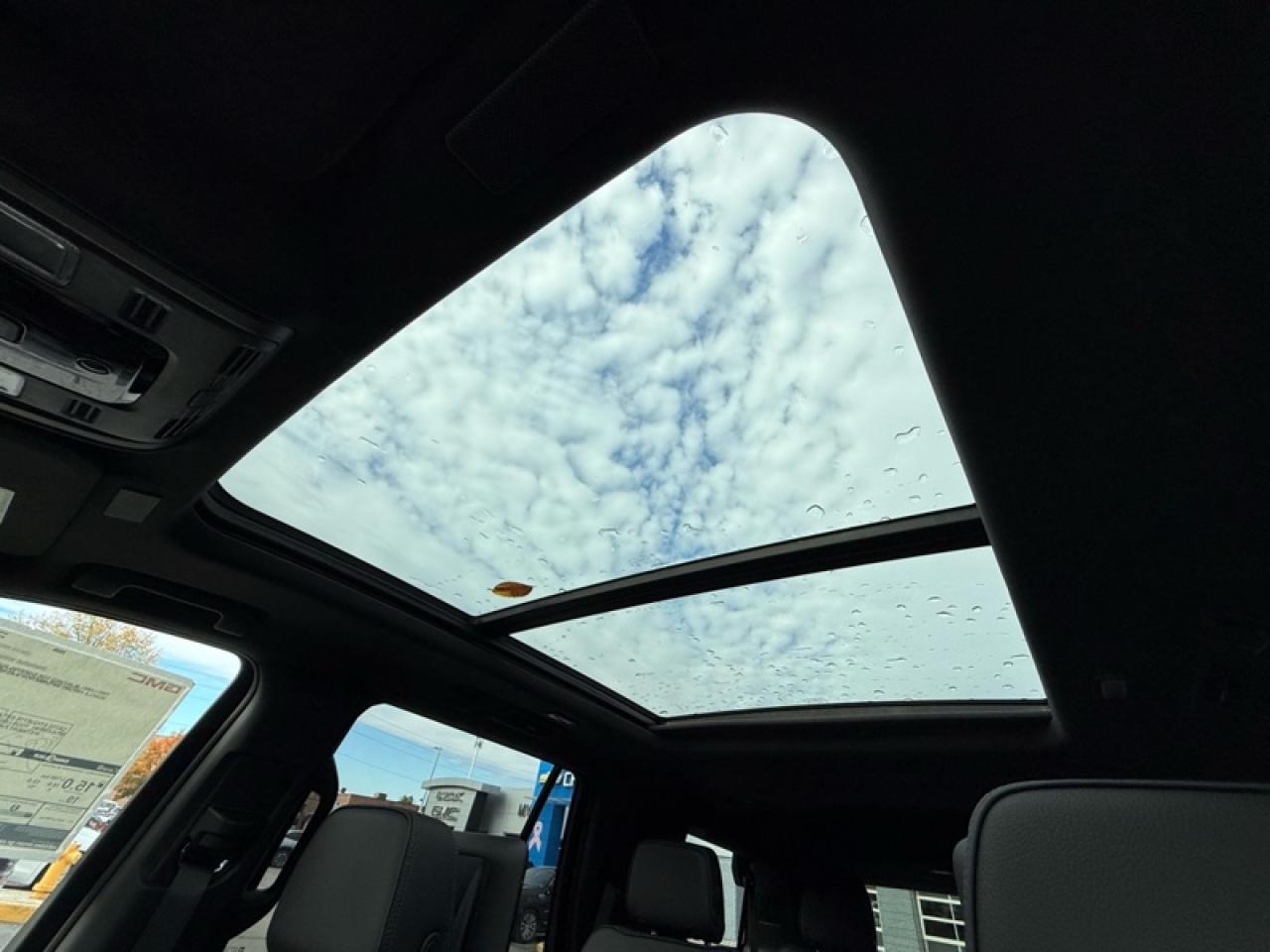 2026 GMC Yukon Denali Photo