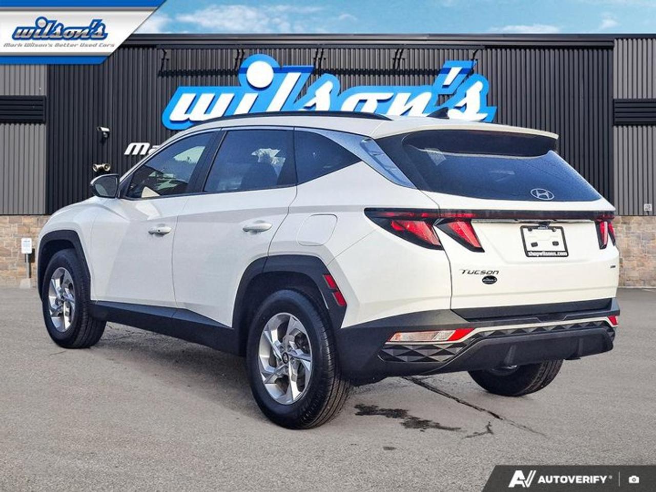 2022 Hyundai Tucson Preferred AWD | Heated Seats + Steering | Remote Start | Reverse Cam | CarPlay | and More ! Photo