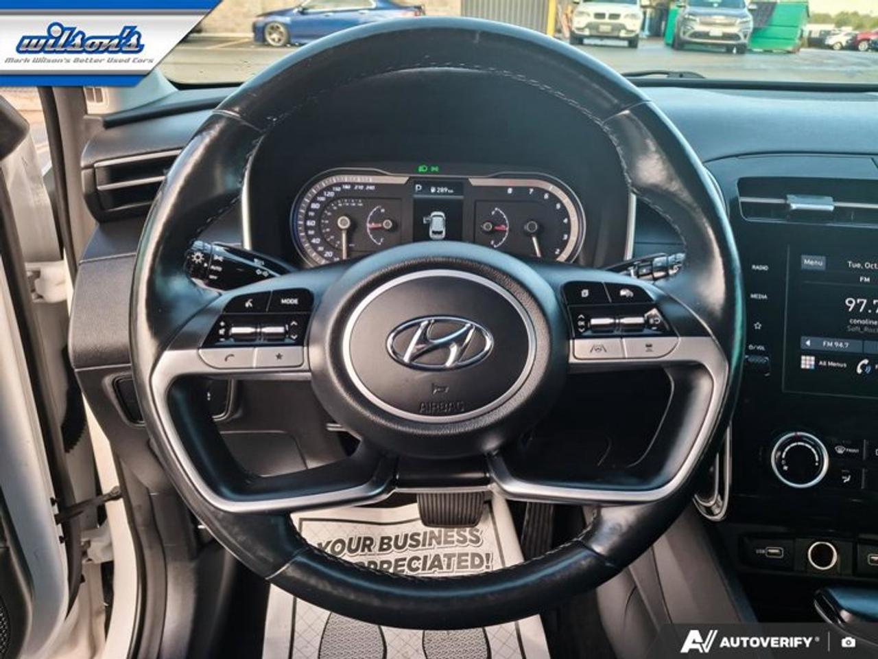 2022 Hyundai Tucson Preferred AWD | Heated Seats + Steering | Remote Start | Reverse Cam | CarPlay | and More ! Photo
